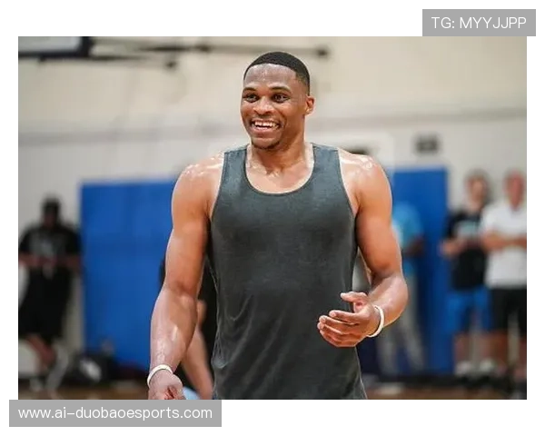 足球球星一日三餐揭秘：营养搭配与训练后的饮食习惯全解析